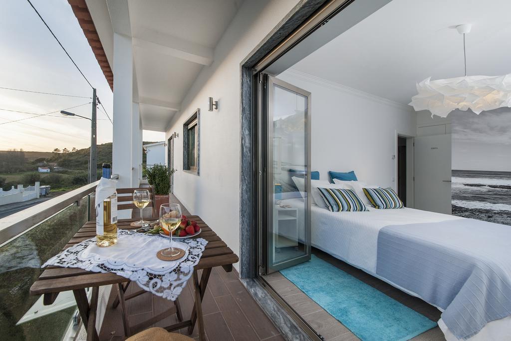 Beachouse - Surf, Bed & Breakfast Ericeira Δωμάτιο φωτογραφία