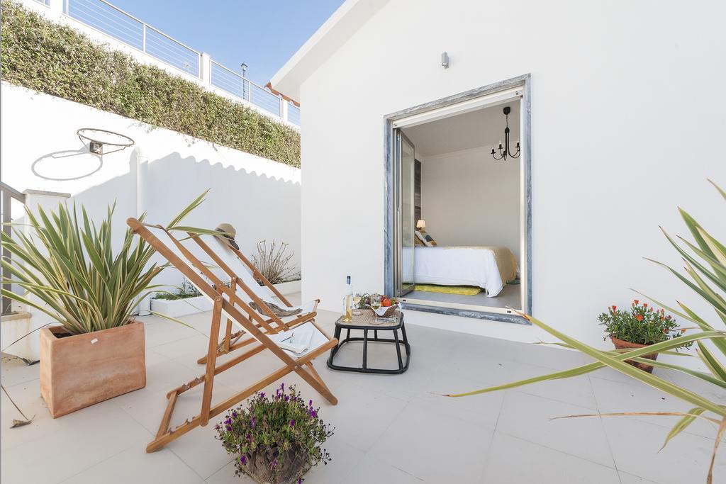 Beachouse - Surf, Bed & Breakfast Ericeira Δωμάτιο φωτογραφία