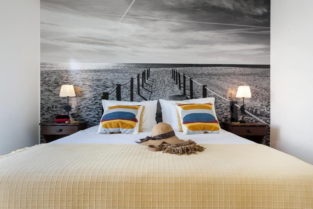 Beachouse - Surf, Bed & Breakfast Ericeira Δωμάτιο φωτογραφία